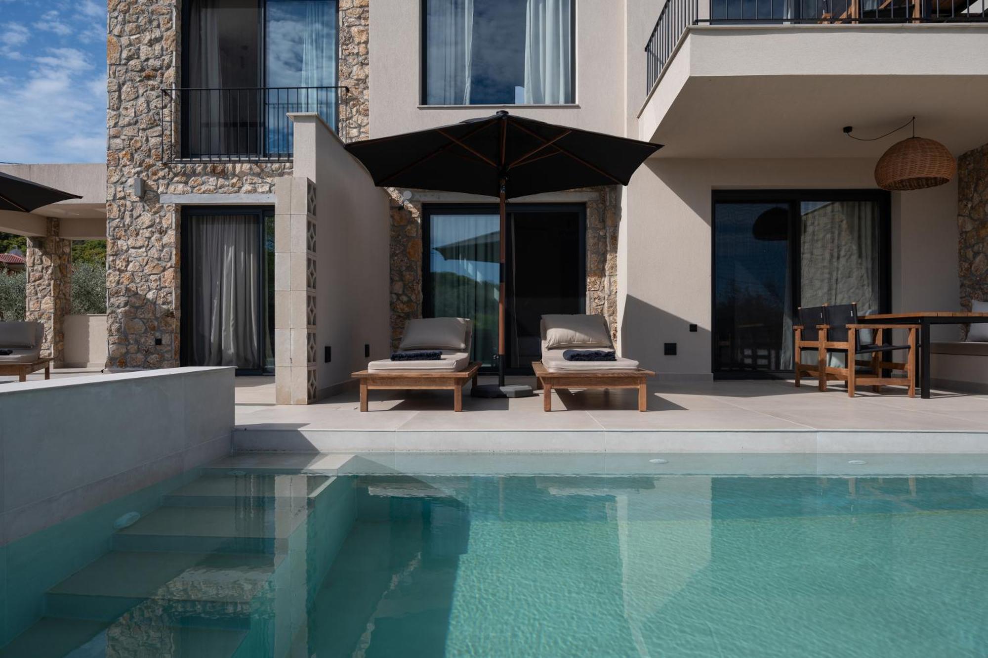 Olivera Suites Sarti Exterior photo
