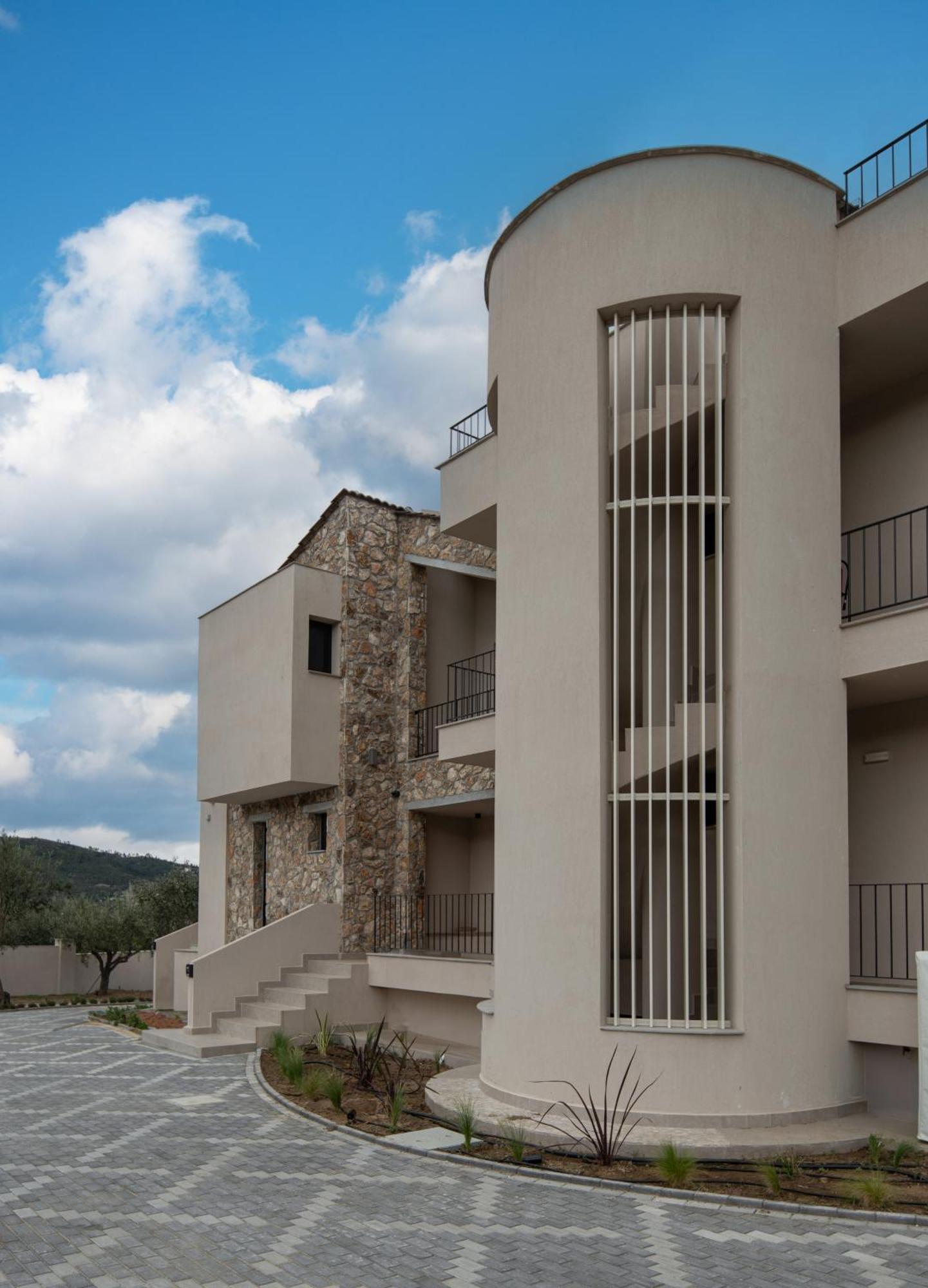 Olivera Suites Sarti Exterior photo