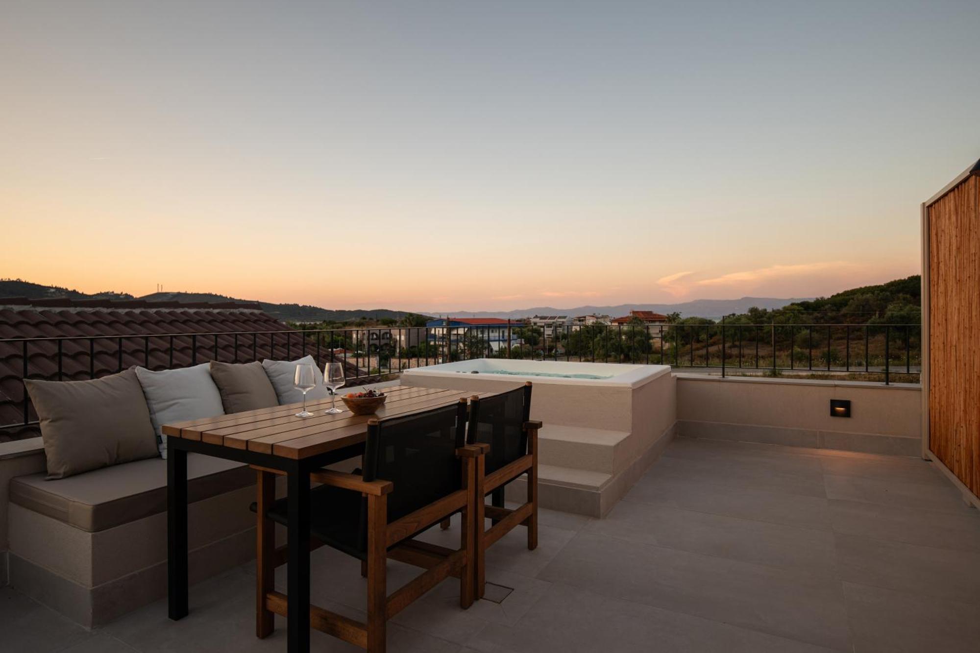 Olivera Suites Sarti Exterior photo